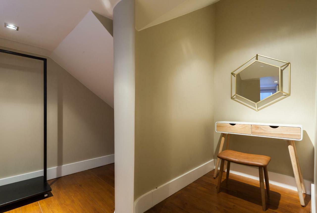 Baixa Vintage Three-Bedroom Apartment - By Lu Holidays Lisbon Exterior photo